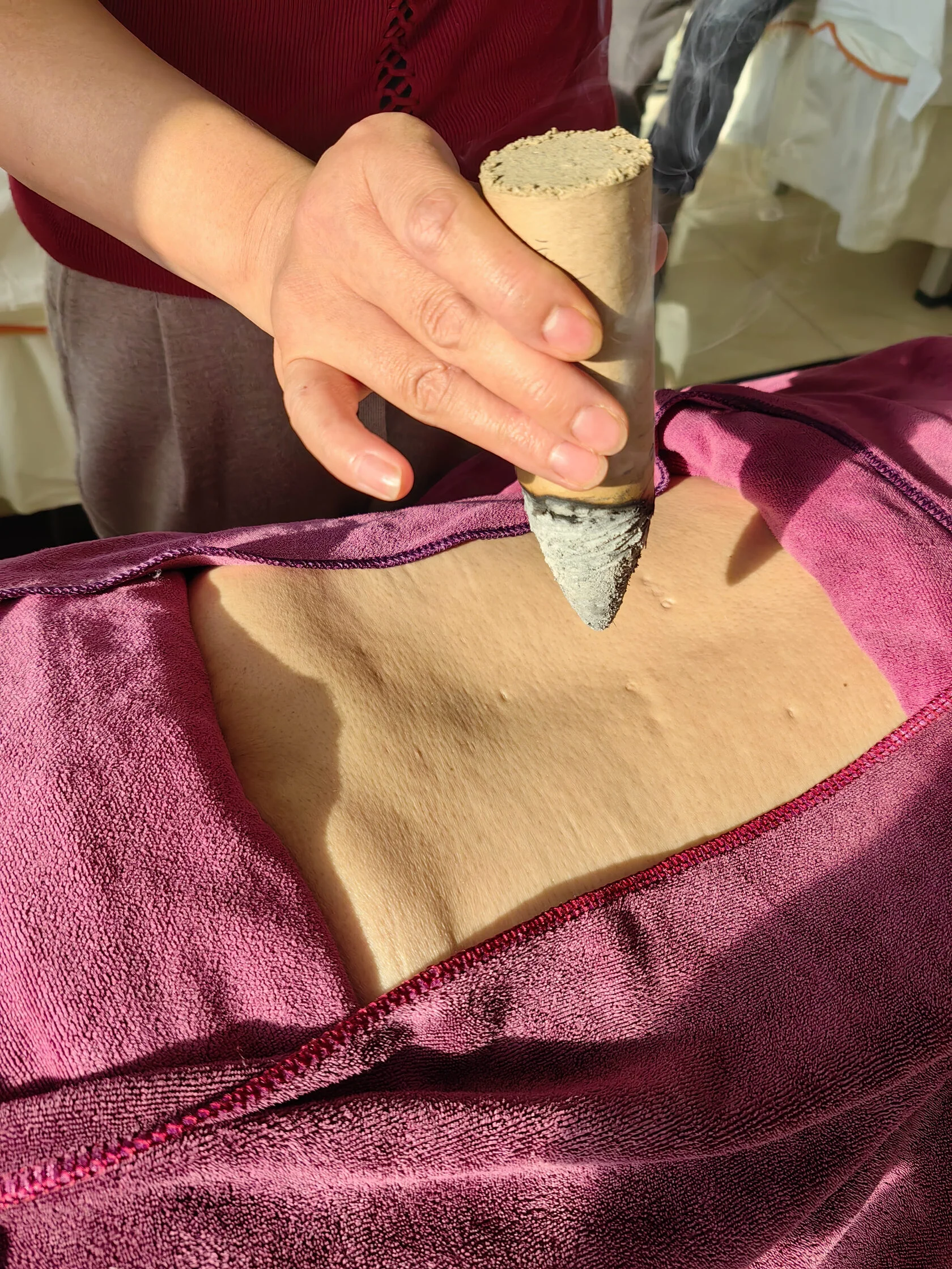 Moxatherapy practice during class